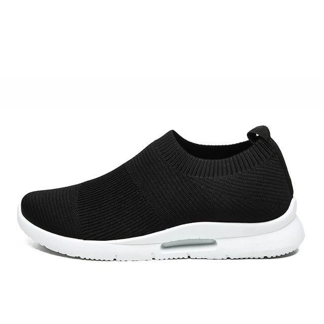 black and white renewable sustainable walking shoes