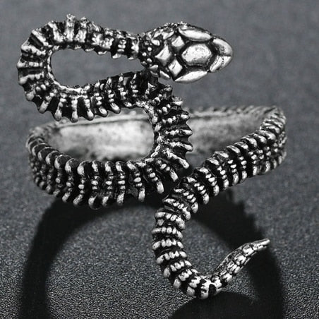 slithering snake ring