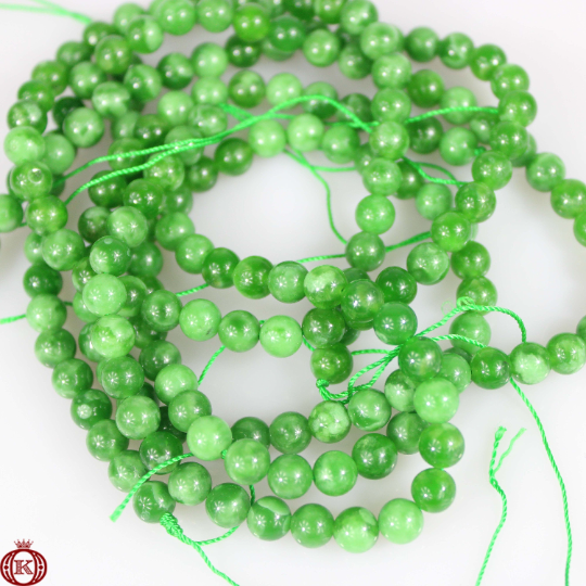 green maw sit sit gemstone beads