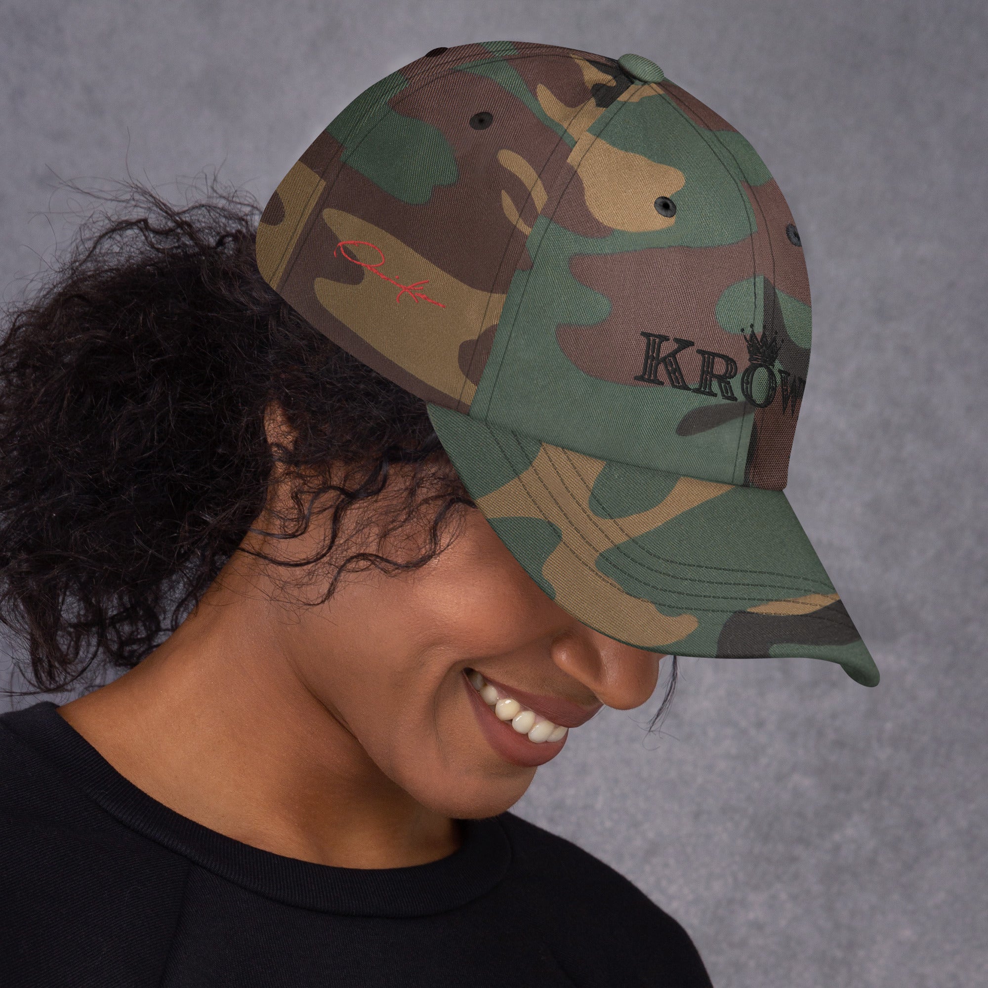 women's camouflage embroidered baseball cap