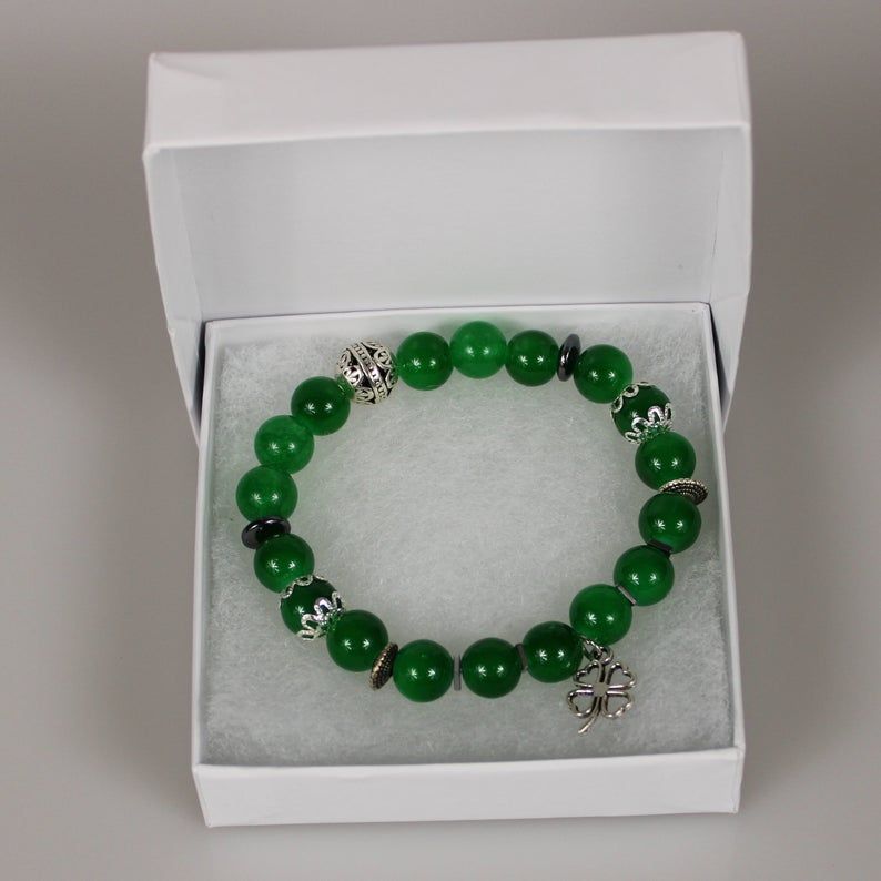 emerald green bead bracelet gift box
