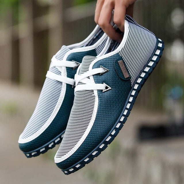 dark green and white casual walking shoes