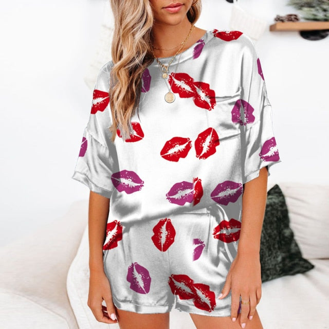 red purple kisses satin pajama set